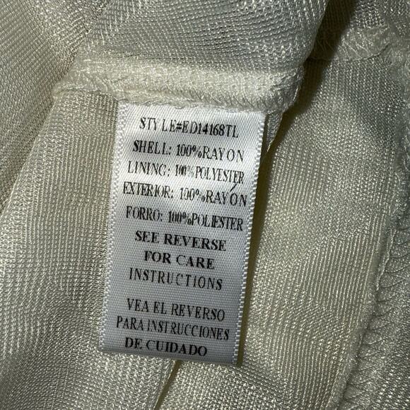 En Creme Ivory and Red V-Neck Embroidered Midi Dress with Handkerchief Hem Small - Picture 8 of 9